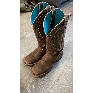 Womens Ariat boots